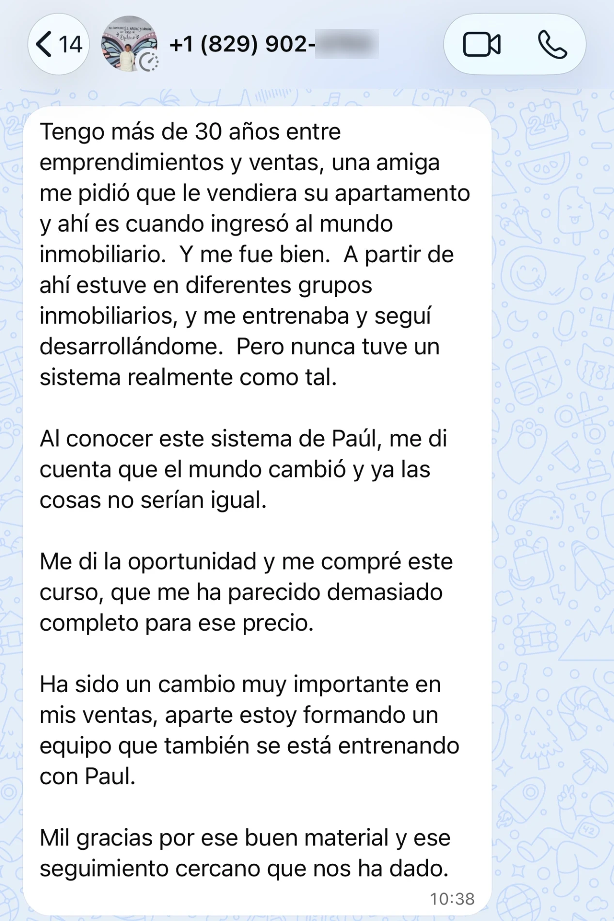 Mensaje de WhatsApp de una agente inmobiliaria que compró el programa